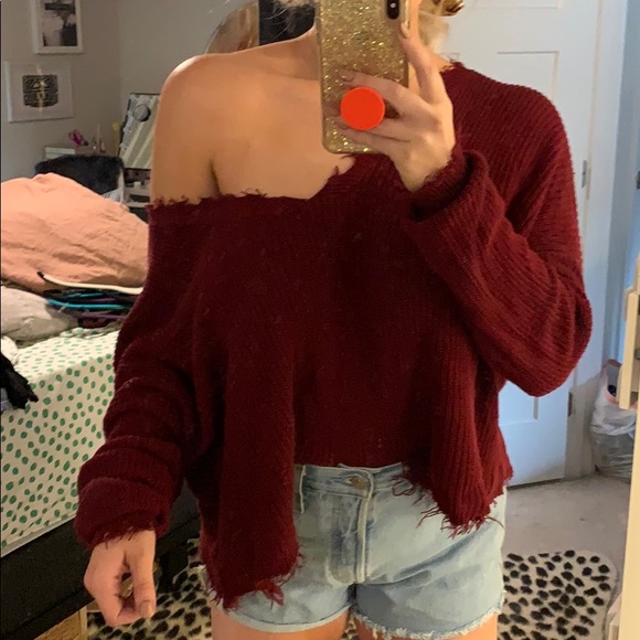 Off the shoulder oversized burgundy sweater - Picture 1 of 3